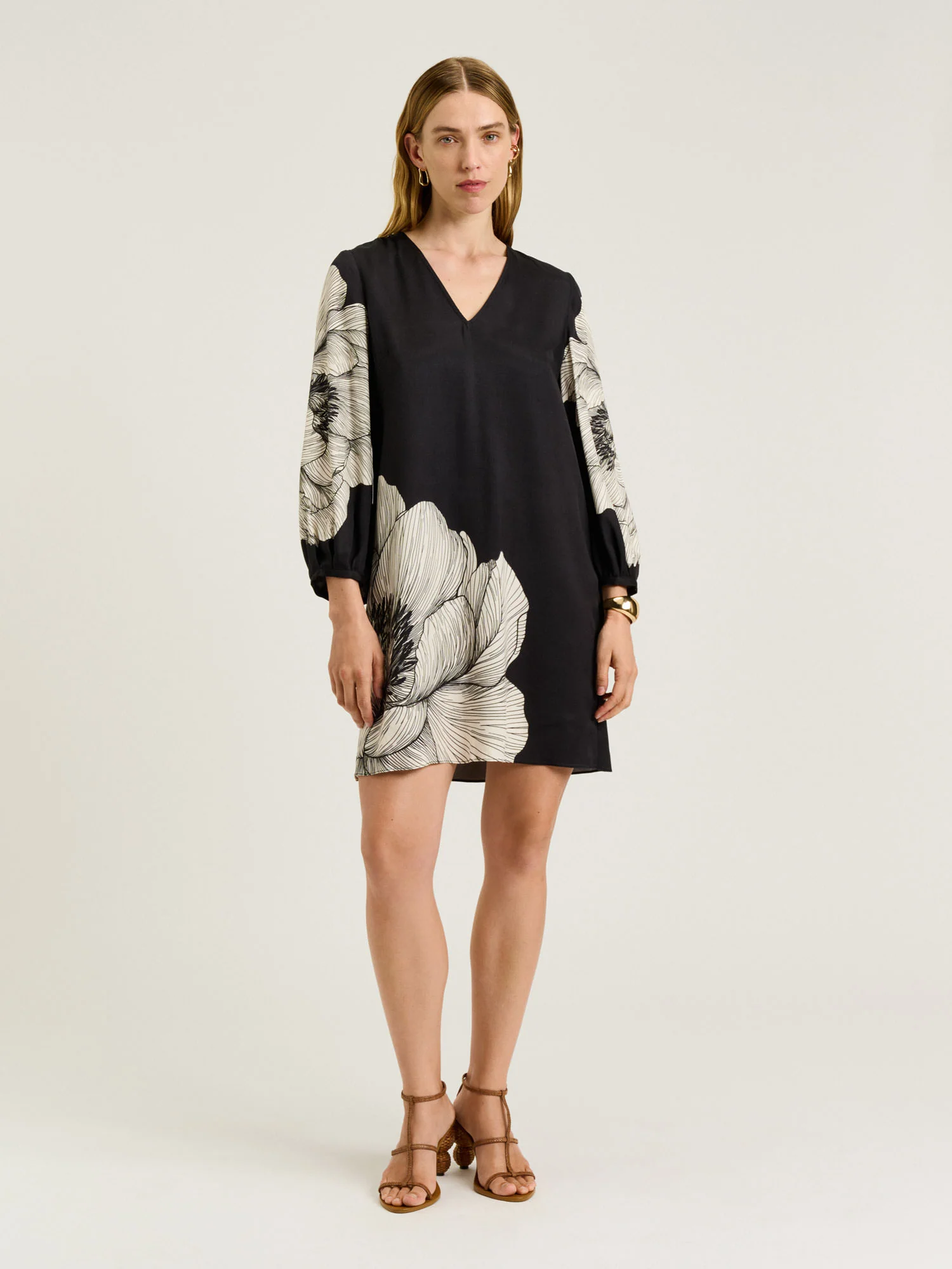 BLACK POPPY TWILL BLOUSON SLEEVE SHIFT DRESS