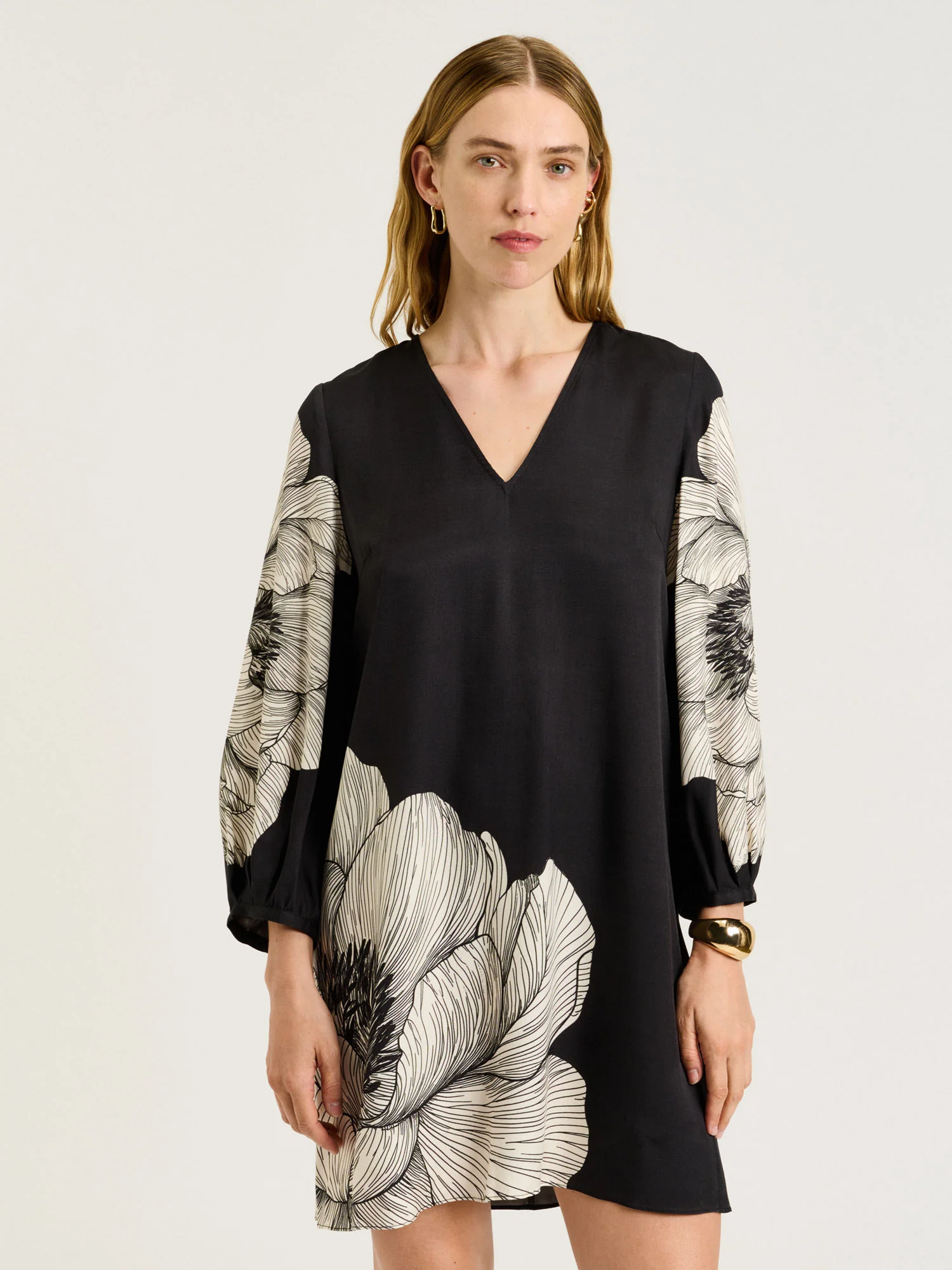 BLACK POPPY TWILL BLOUSON SLEEVE SHIFT DRESS - Image 2