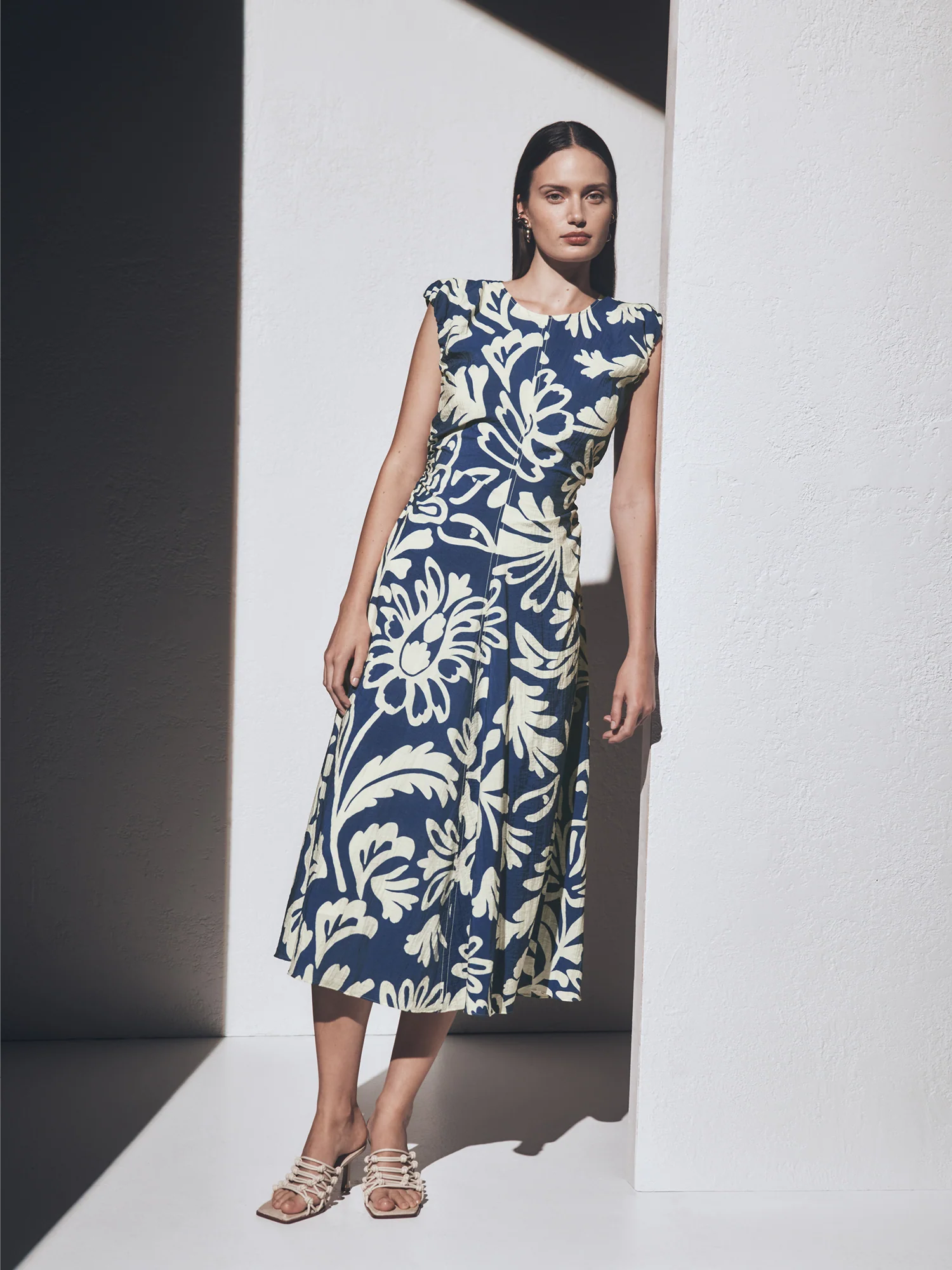 CHAMBRAY FILIGREE MIDI DRESS - Image 7
