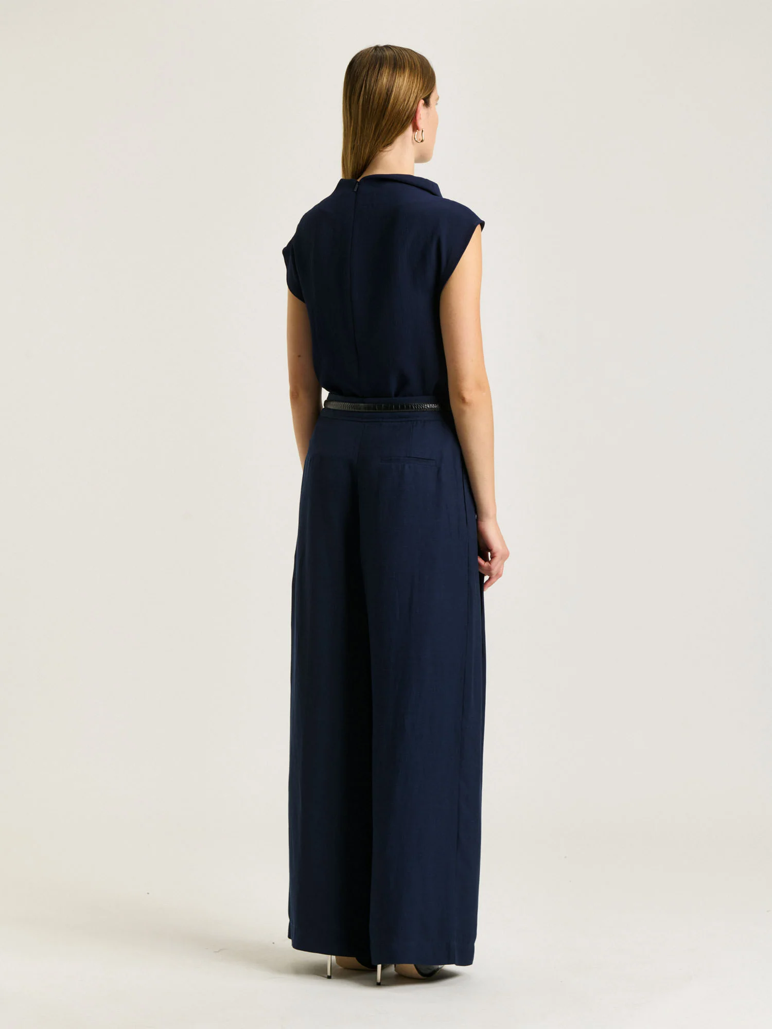 DRAPEY CREPE COWL NECK TOP - Image 7