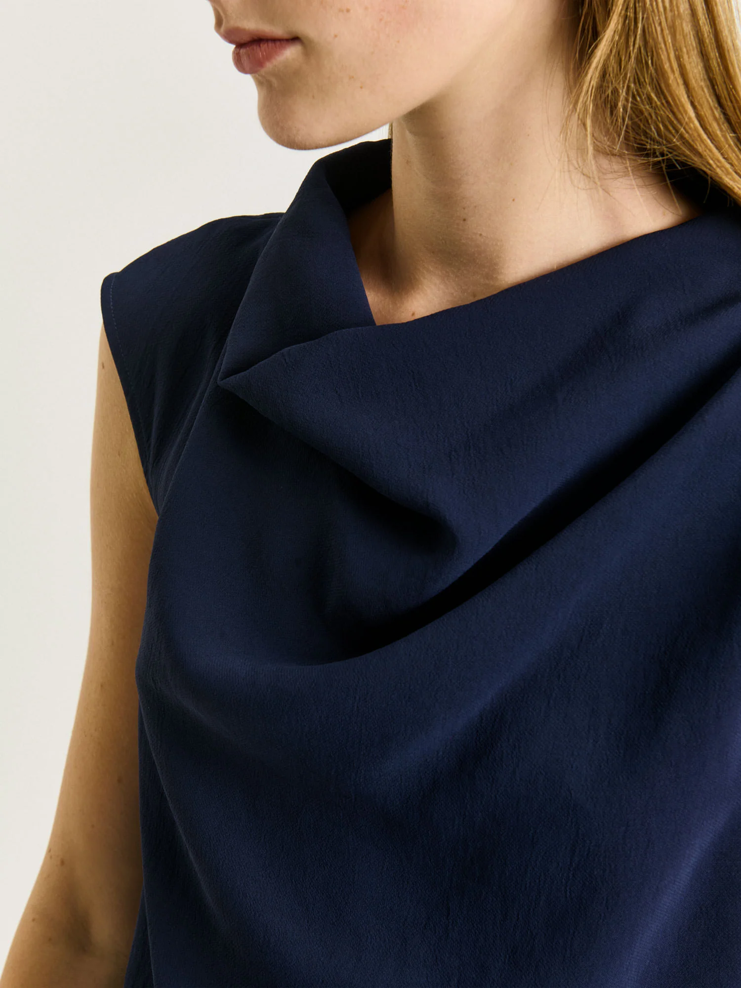 DRAPEY CREPE COWL NECK TOP - Image 8