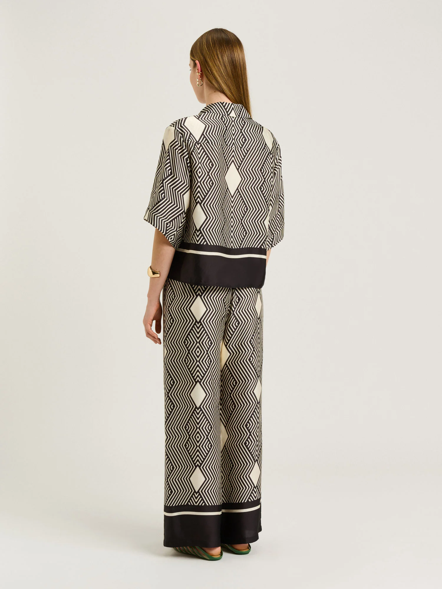 GEO TILE BORDER SHIRT - Image 5