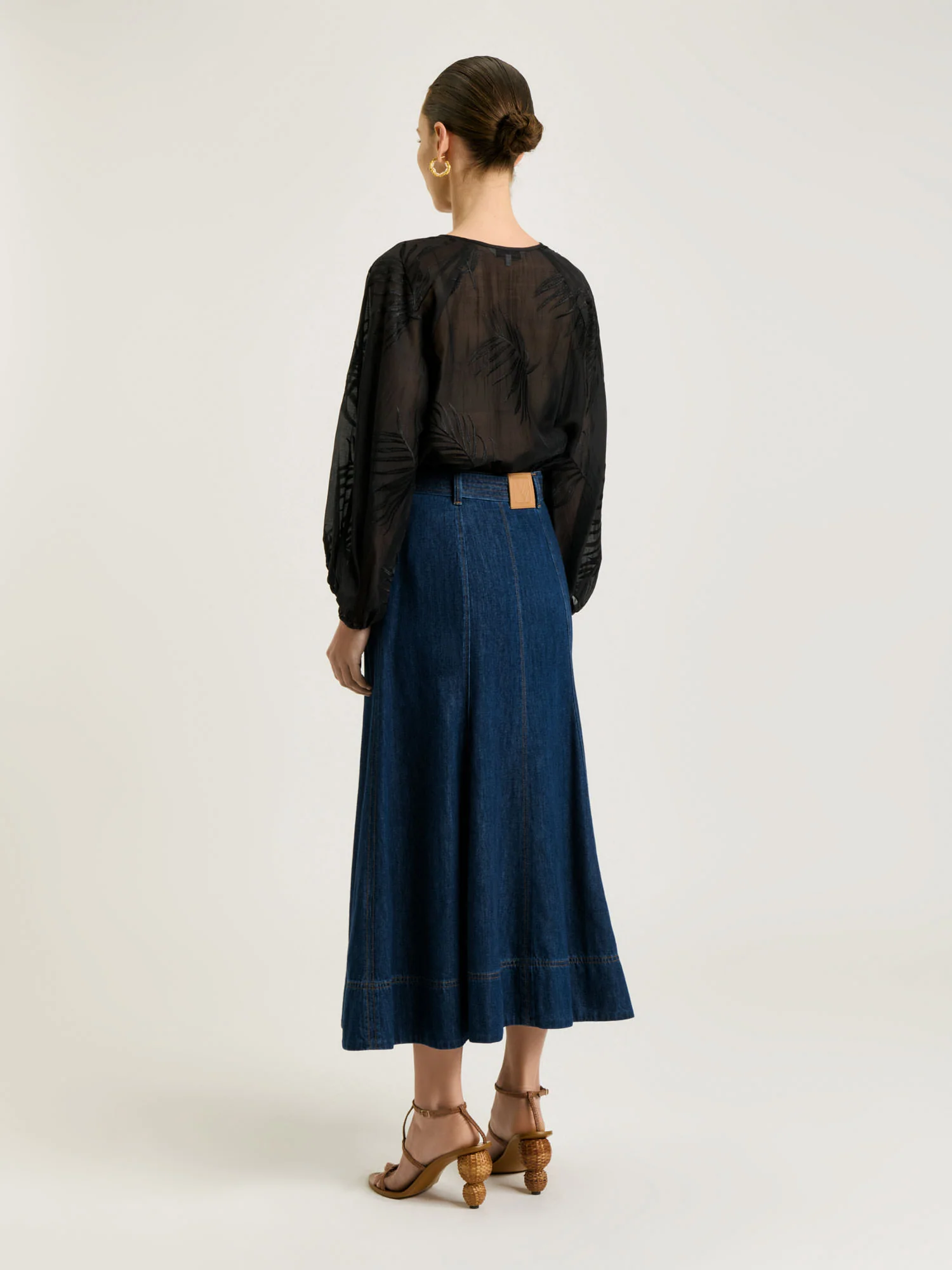 PALM EMBROIDERY BLOUSON SLEEVE TOP - Image 4