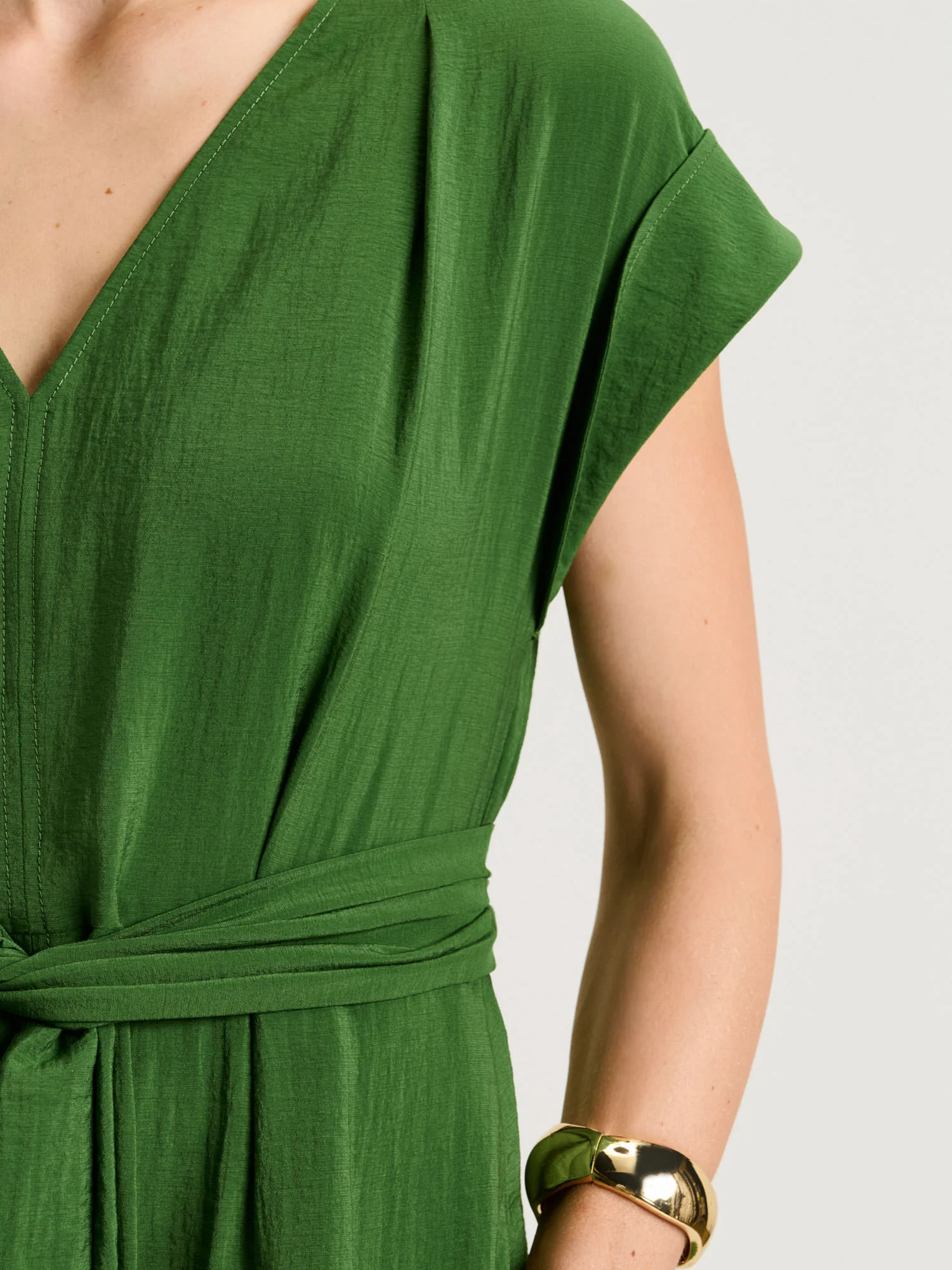 RAYON BLEND TIE WAIST MIDI DRESS - Image 5
