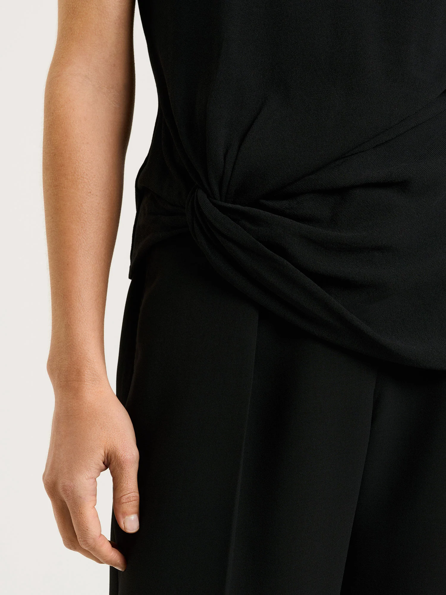 TWIST FRONT KNIT TOP - Image 8